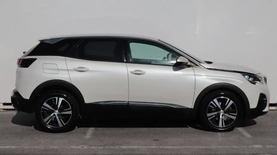 Peugeot 3008 -