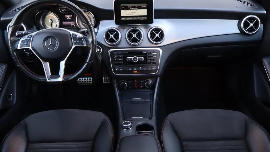 Mercedes GLA -