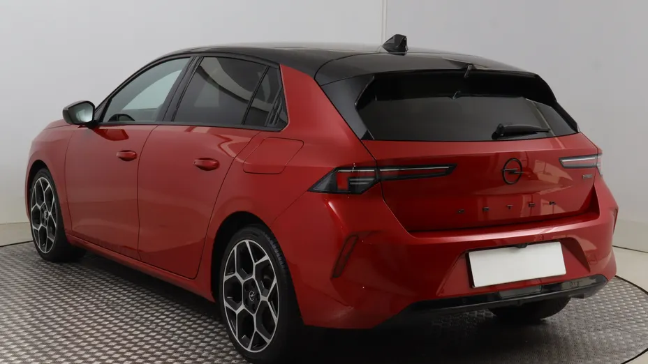 Opel Astra -