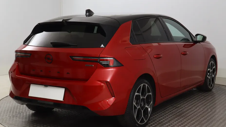 Opel Astra -
