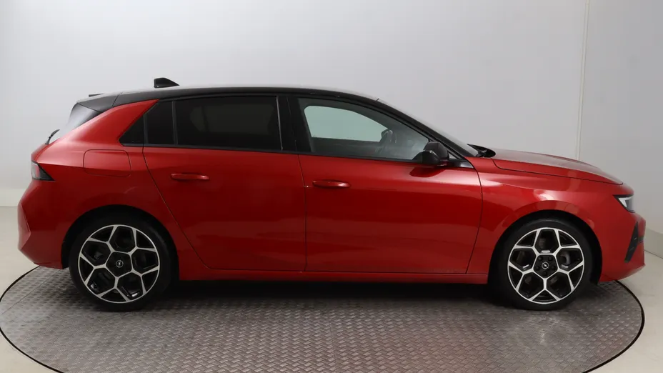 Opel Astra -