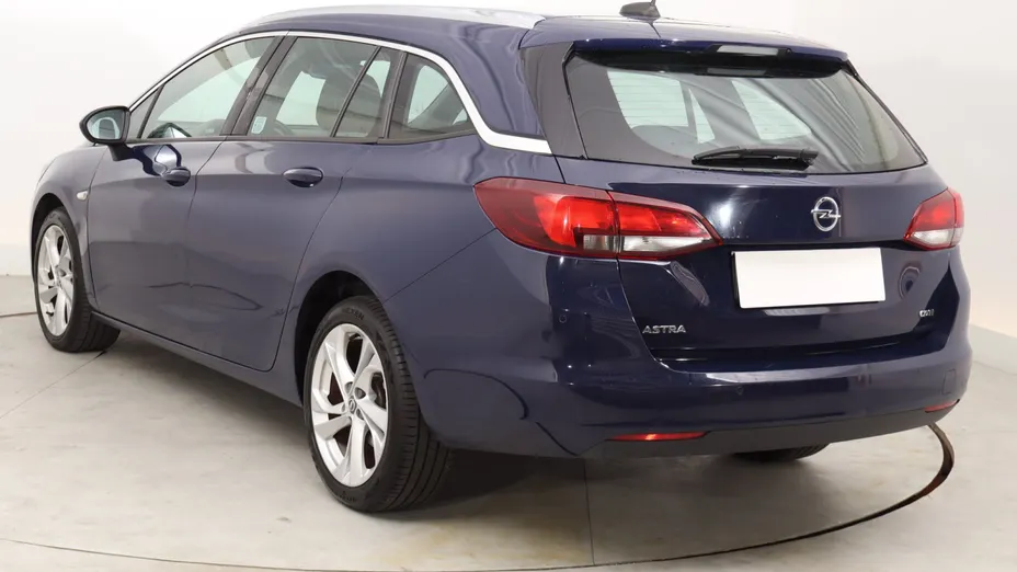 Opel Astra -