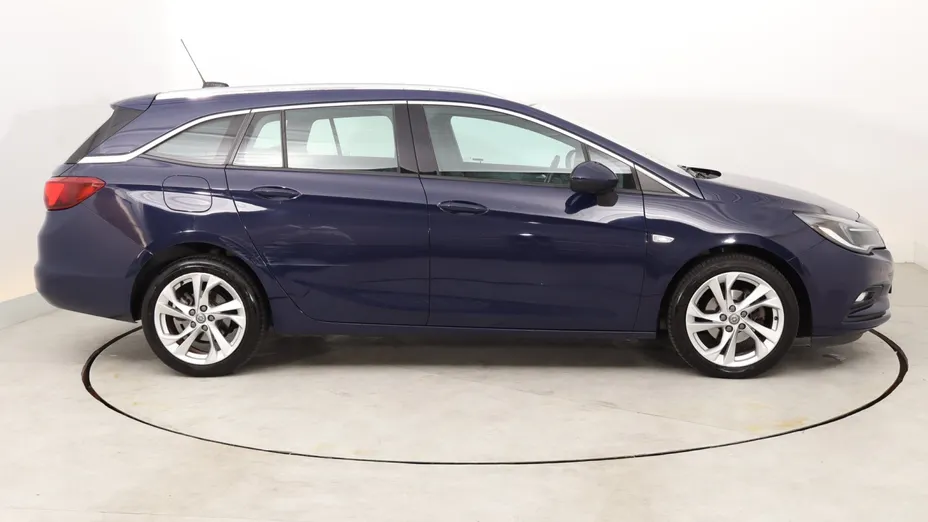 Opel Astra -