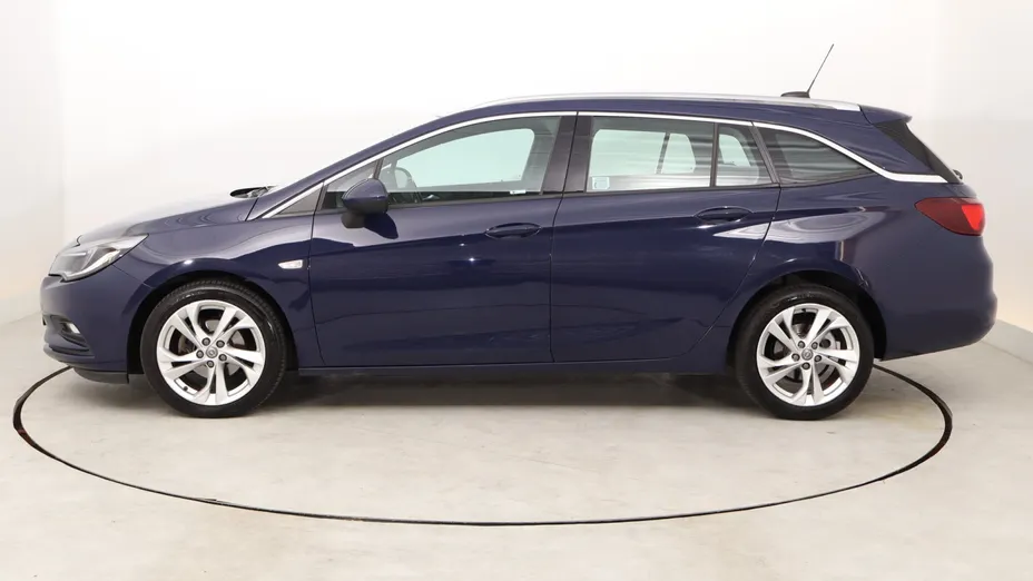 Opel Astra -