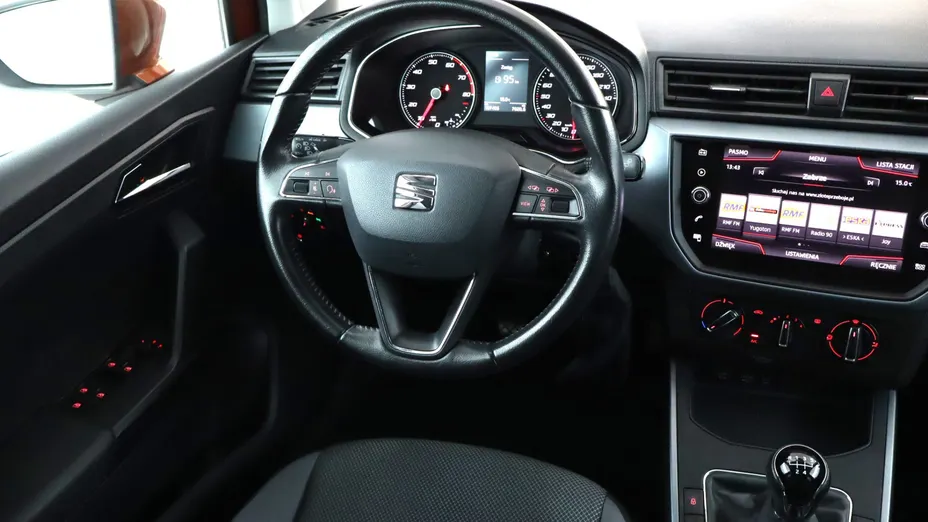 Seat Arona -