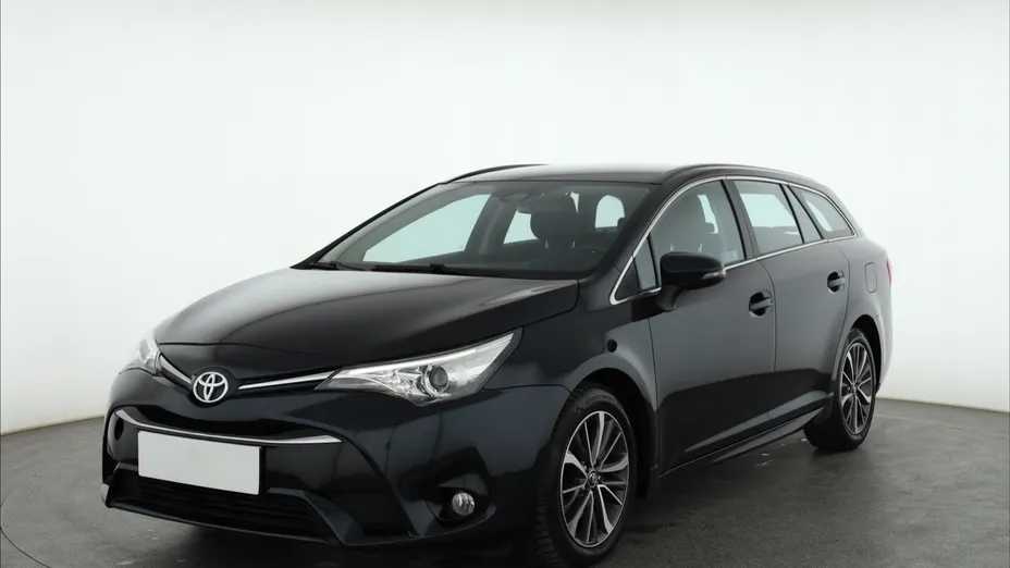 Toyota Avensis -