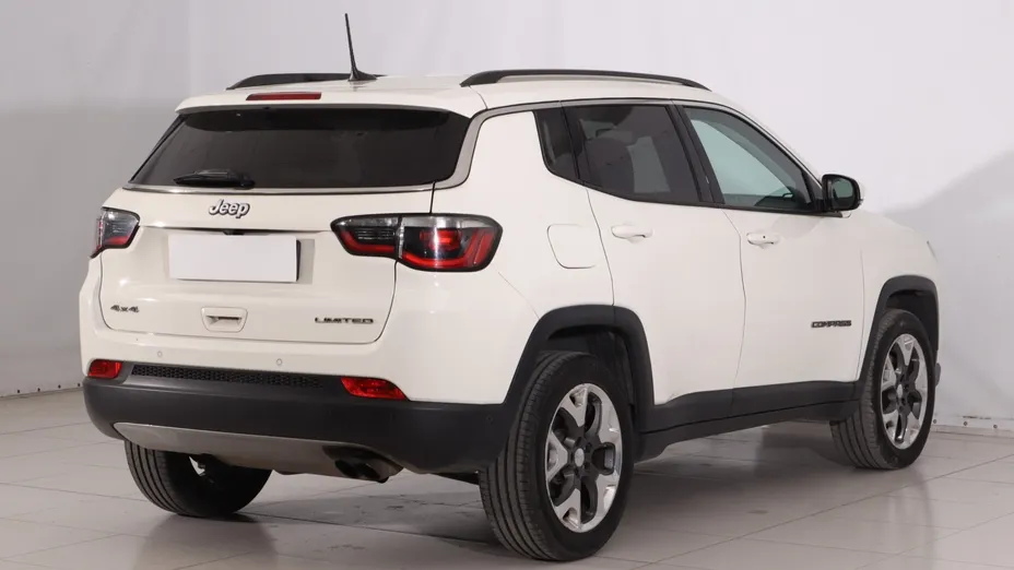 Jeep Compass -