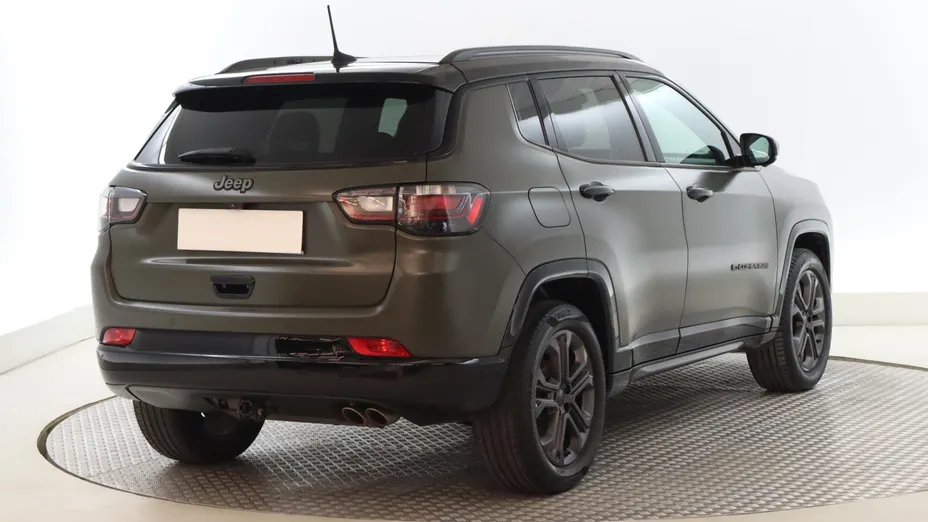 Jeep Compass -