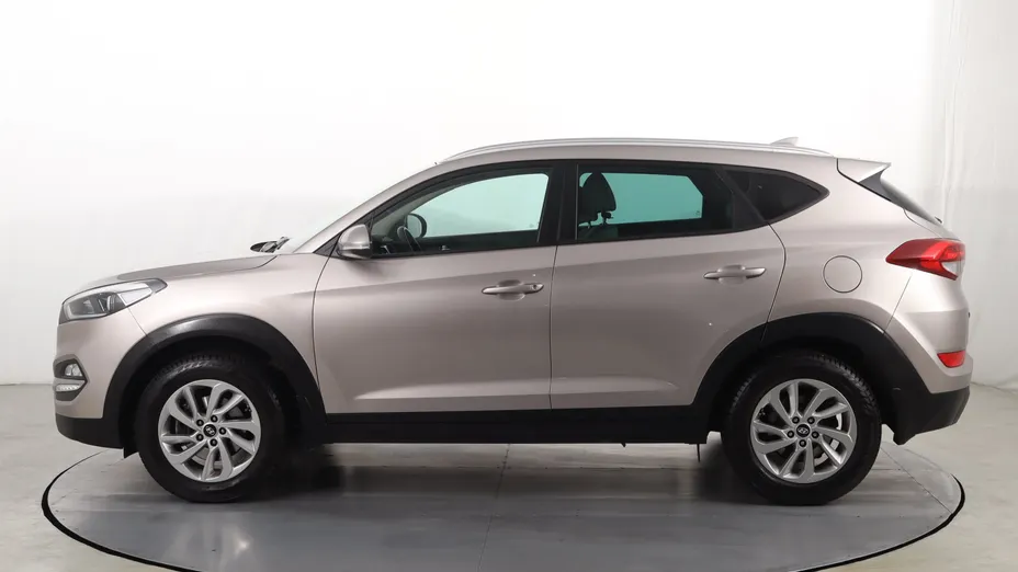 Hyundai Tucson -