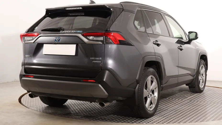 Toyota RAV4 -