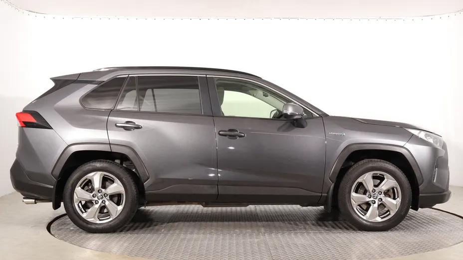 Toyota RAV4 -