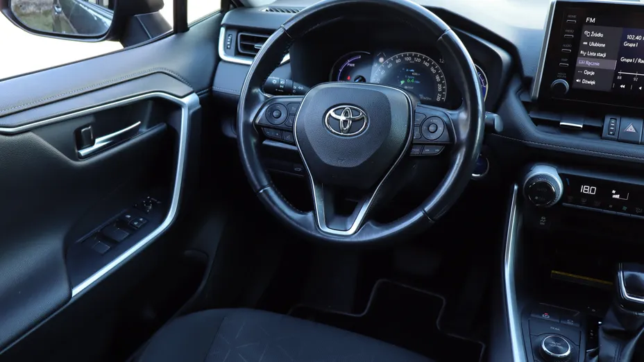 Toyota RAV4 -