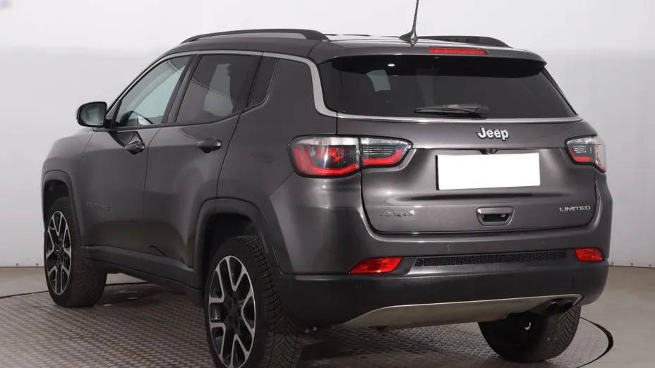 Jeep Compass -