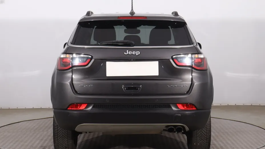 Jeep Compass -