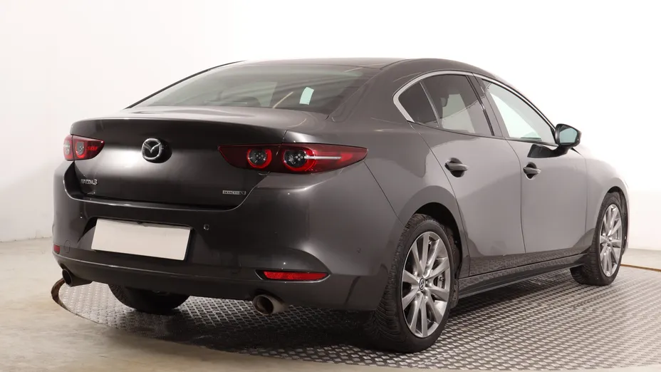 Mazda 3 -