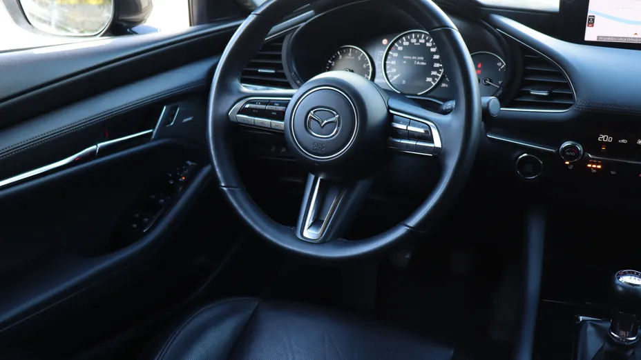 Mazda 3 -