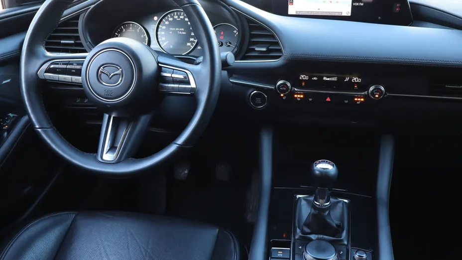 Mazda 3 -