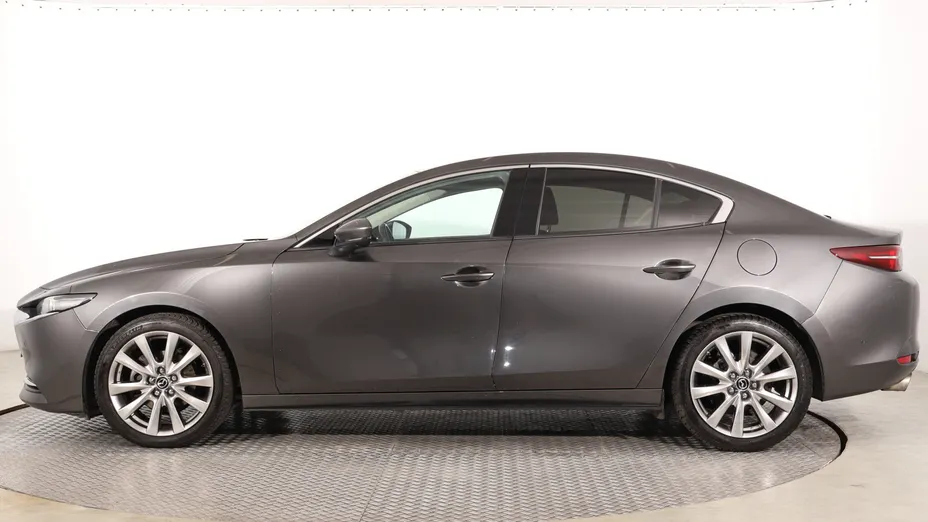 Mazda 3 -