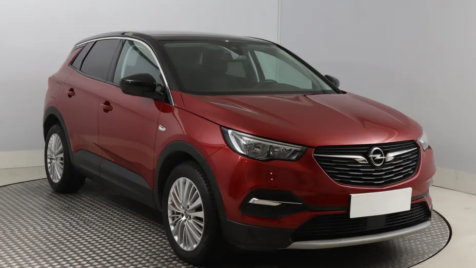 Opel Grandland -