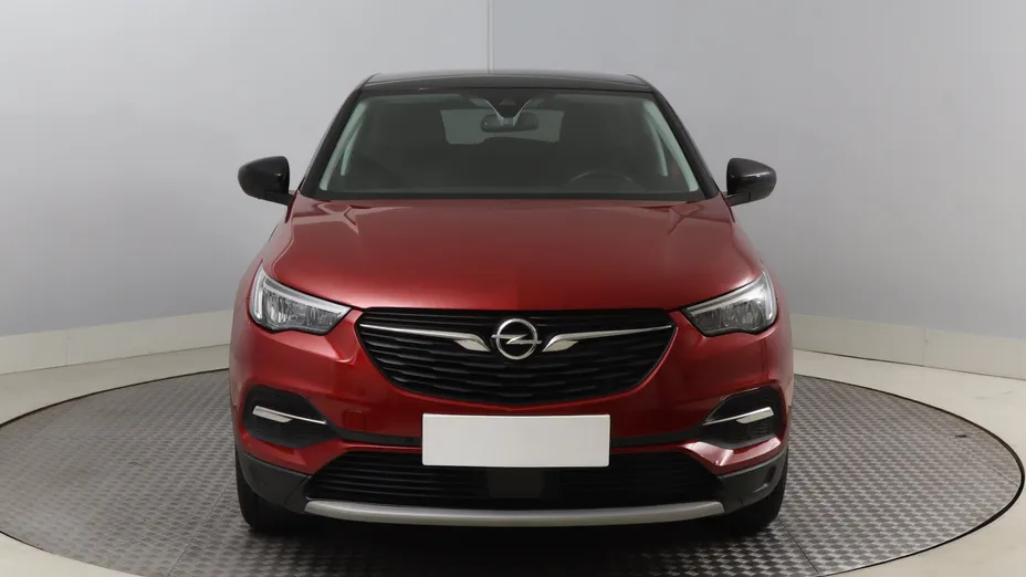 Opel Grandland -