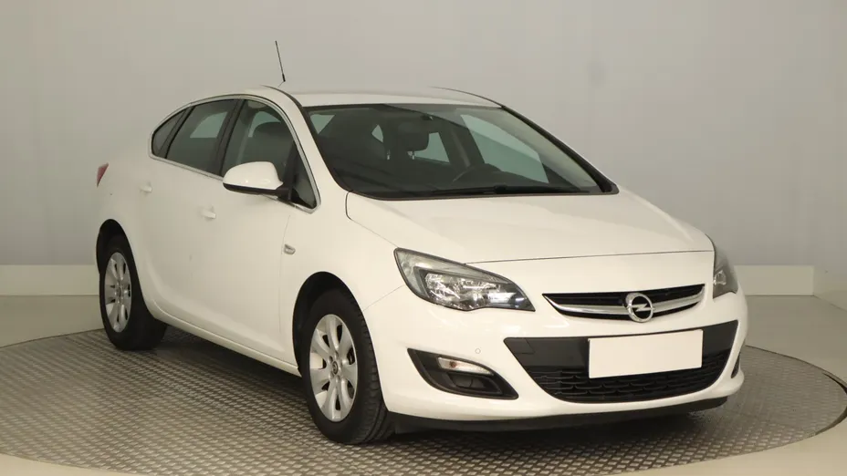 Opel Astra -