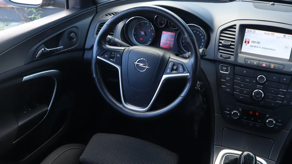 Opel Insignia -