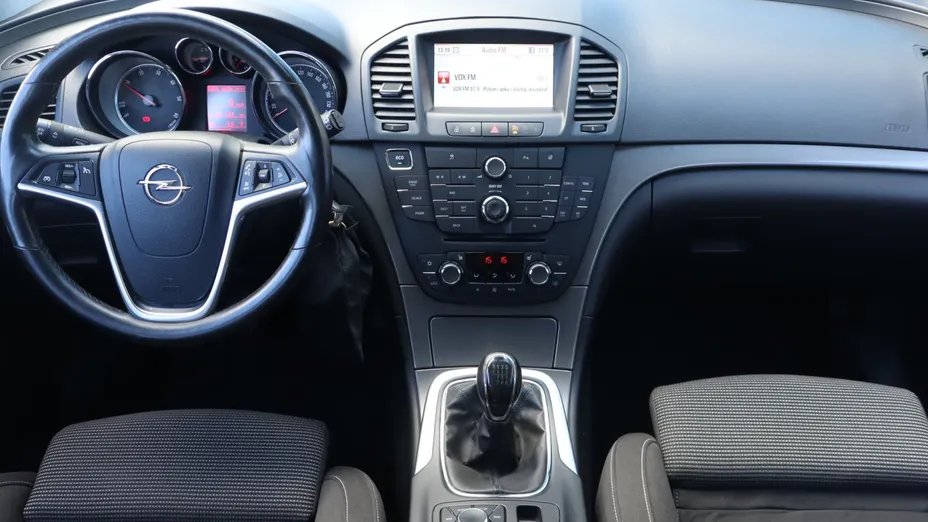 Opel Insignia -