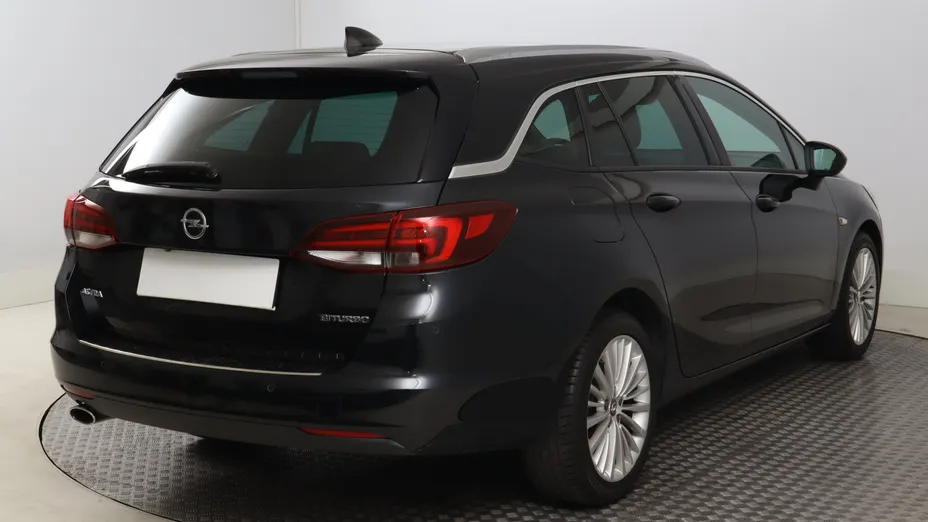 Opel Astra -