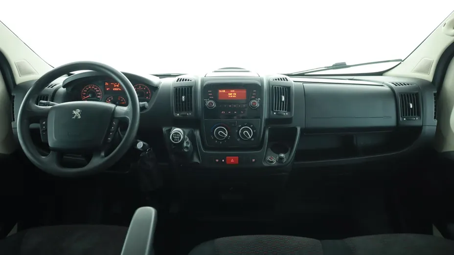 Peugeot Boxer -