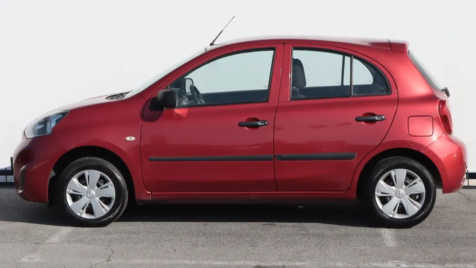 Nissan Micra -