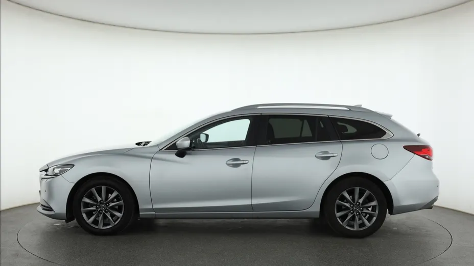 Mazda 6 -