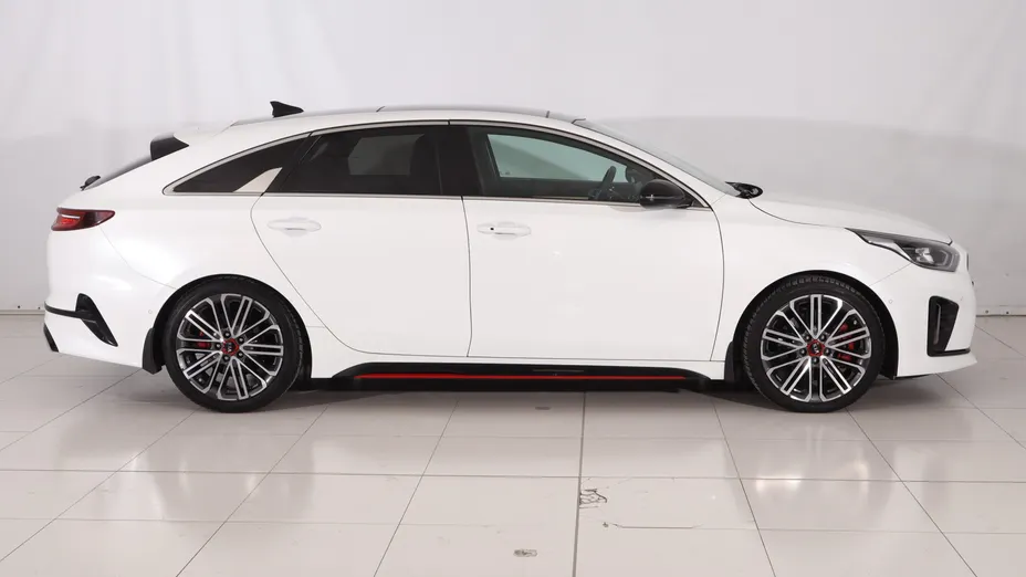 Kia ProCeed -