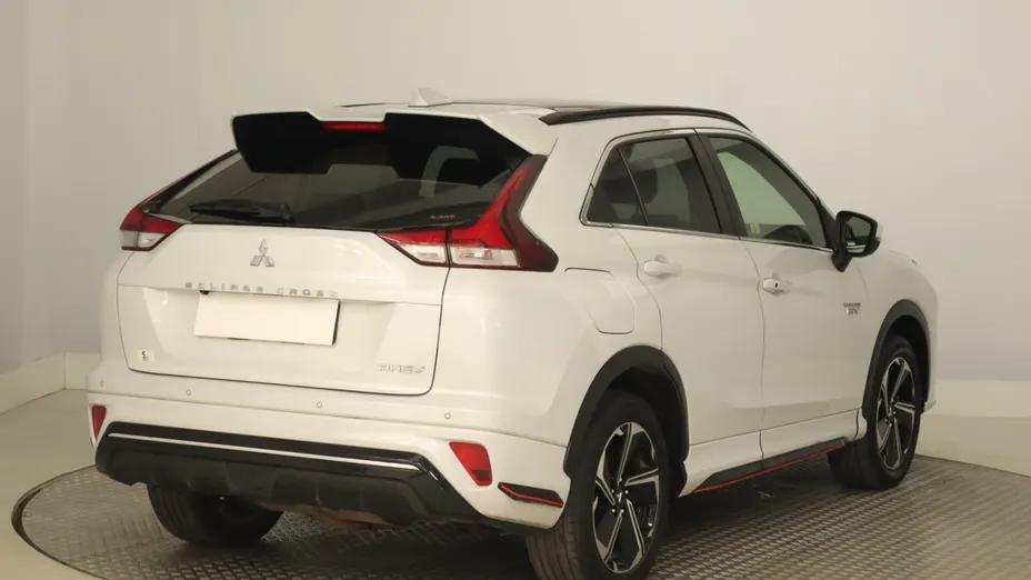 Mitsubishi Eclipse Cross -