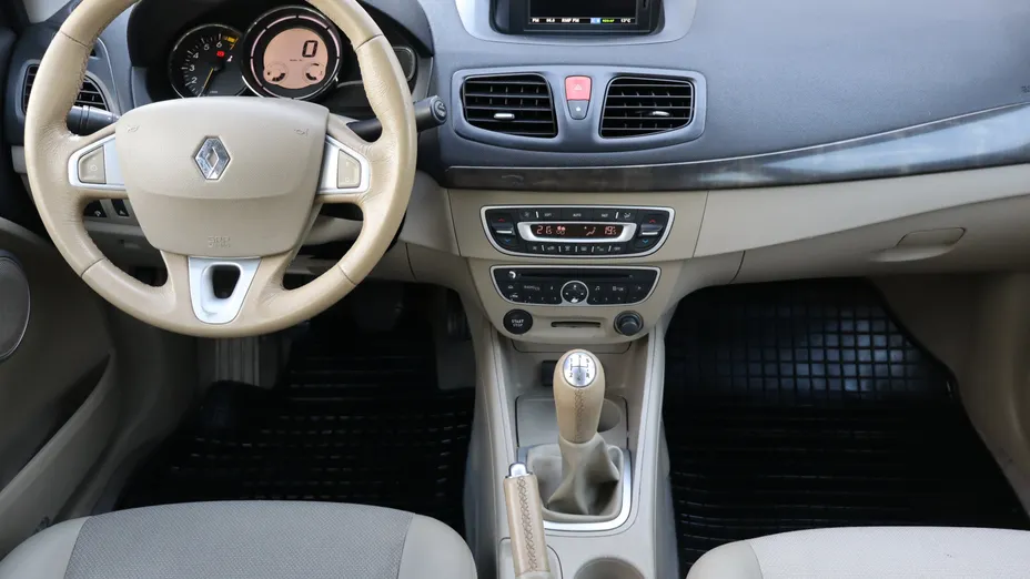 Renault Fluence -