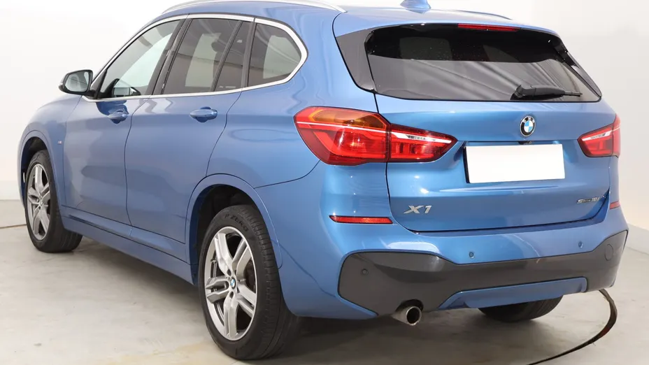 BMW X1 -