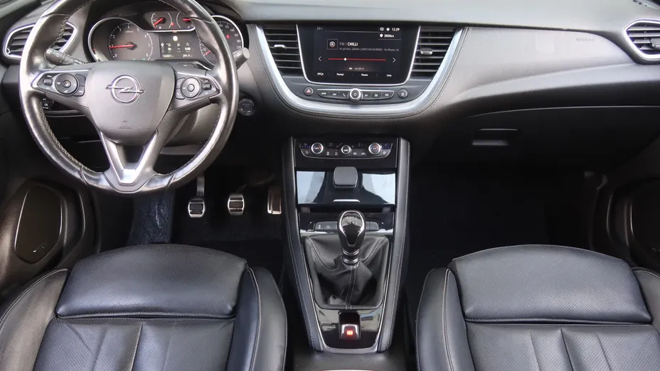 Opel Grandland -