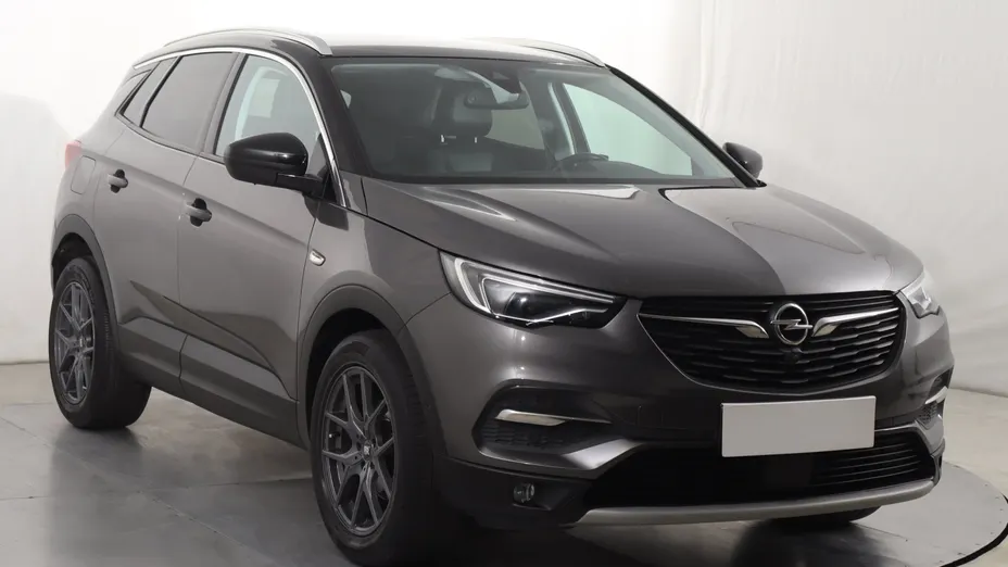 Opel Grandland -