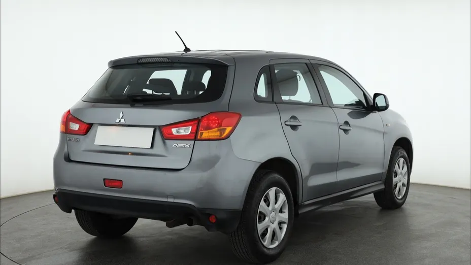 Mitsubishi ASX -