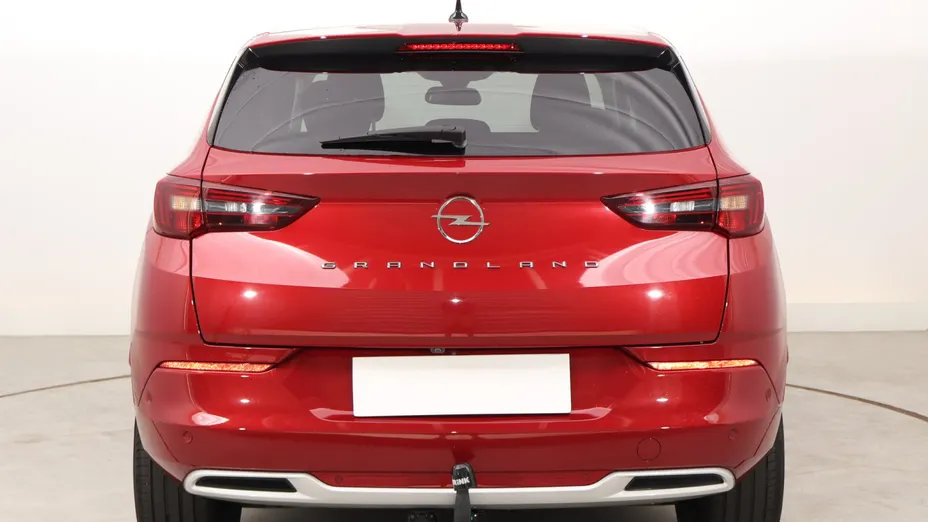 Opel Grandland -