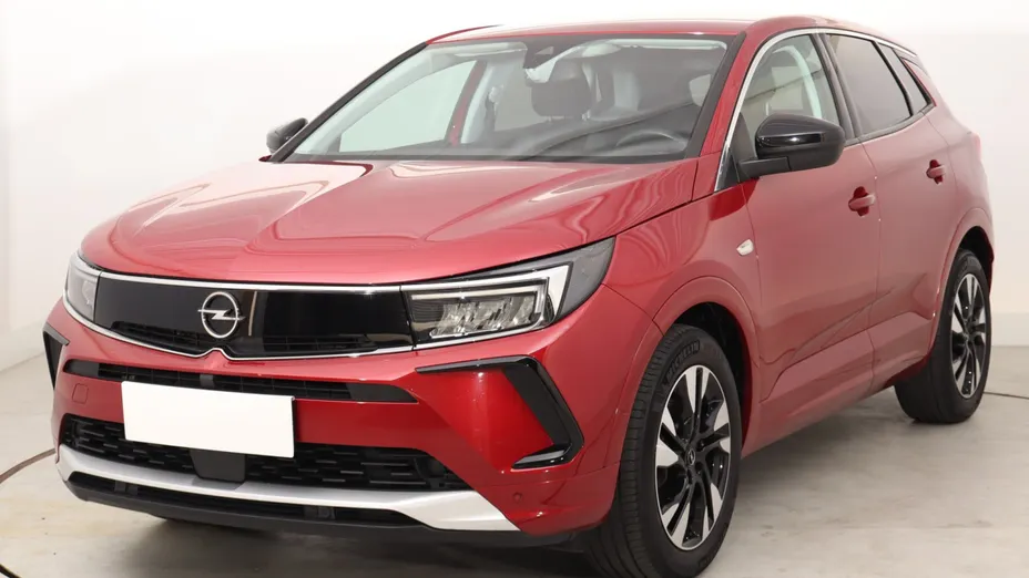 Opel Grandland -