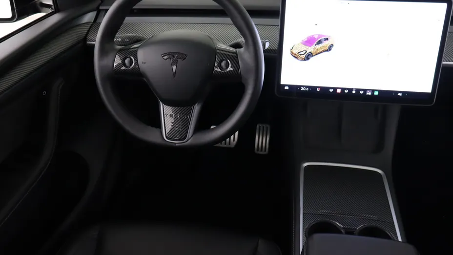 Tesla Model Y -