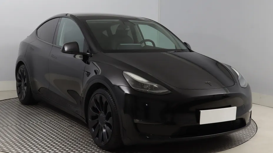 Tesla Model Y -