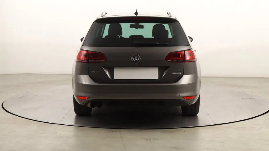 VW Golf -