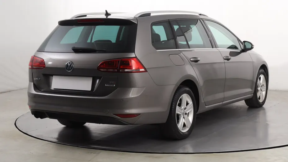 VW Golf -