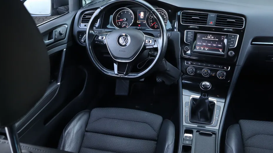 VW Golf -