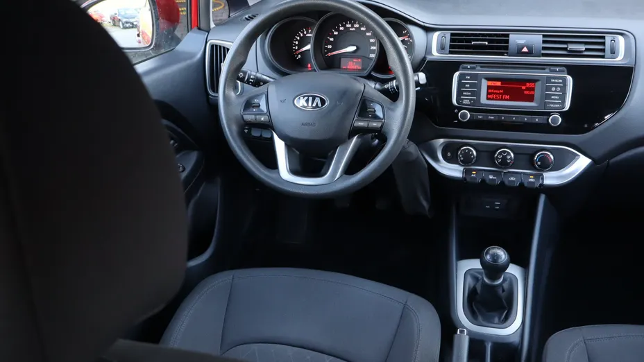 Kia Rio -