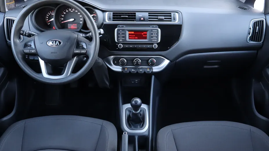 Kia Rio -