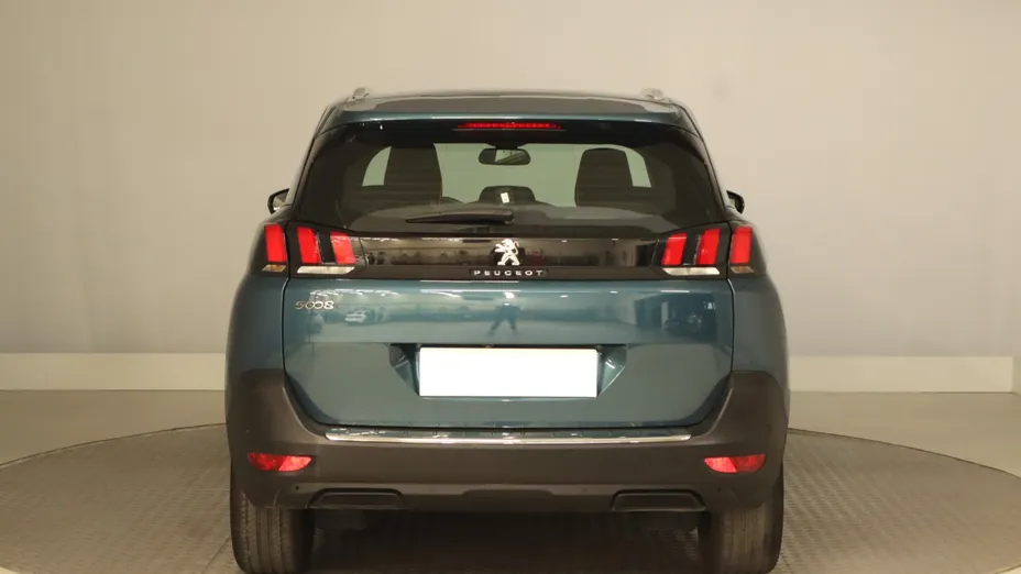 Peugeot 5008 -