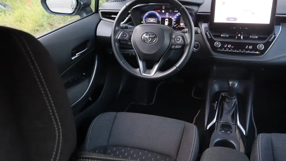 Toyota Corolla -