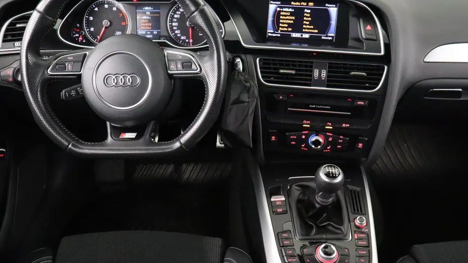 Audi A4 -